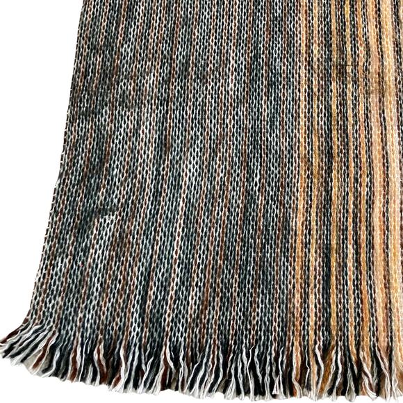 Woven fringed fuzzy throw shawl soft cream brown large rectangular wrap - Picture 8 of 8